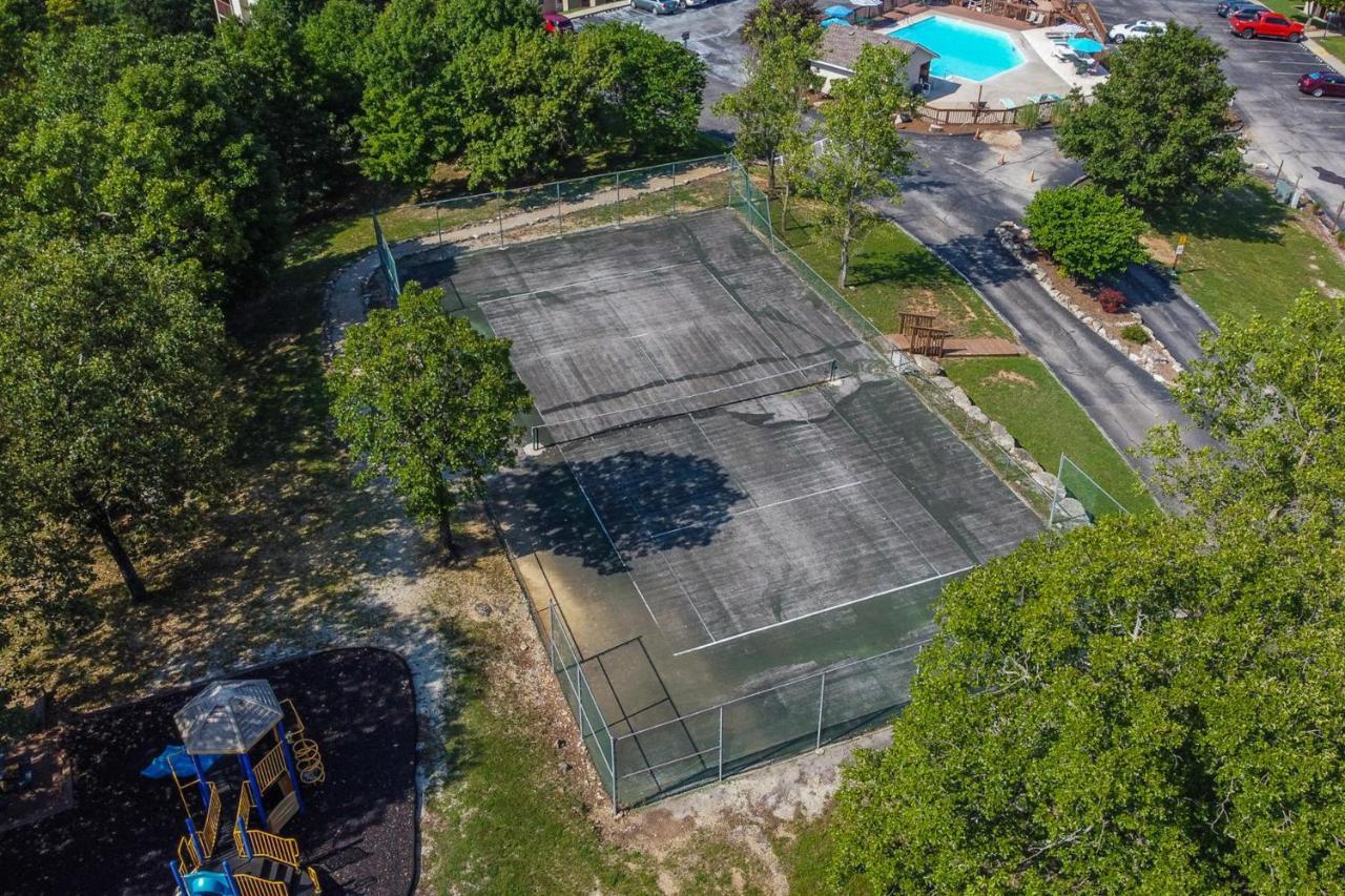Eagle Nest Resort Pristine Dream Бренсон Екстер'єр фото