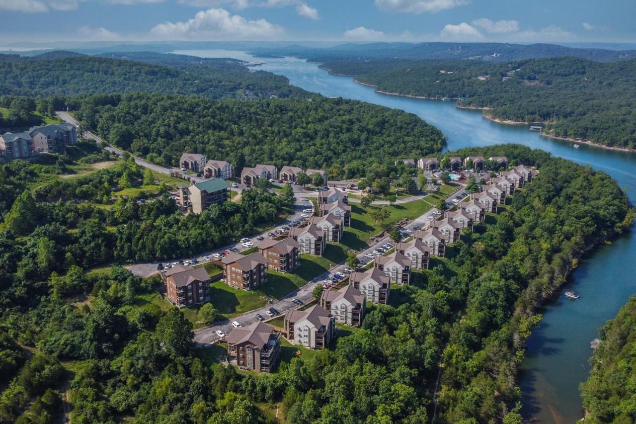 Eagle Nest Resort Pristine Dream Бренсон Екстер'єр фото